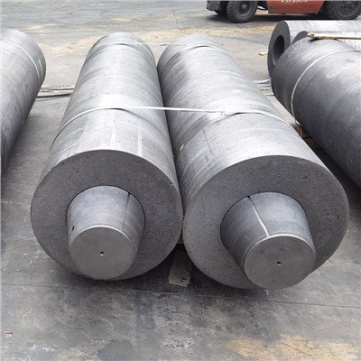 Diverses électrodes de graphite pour différents fours
